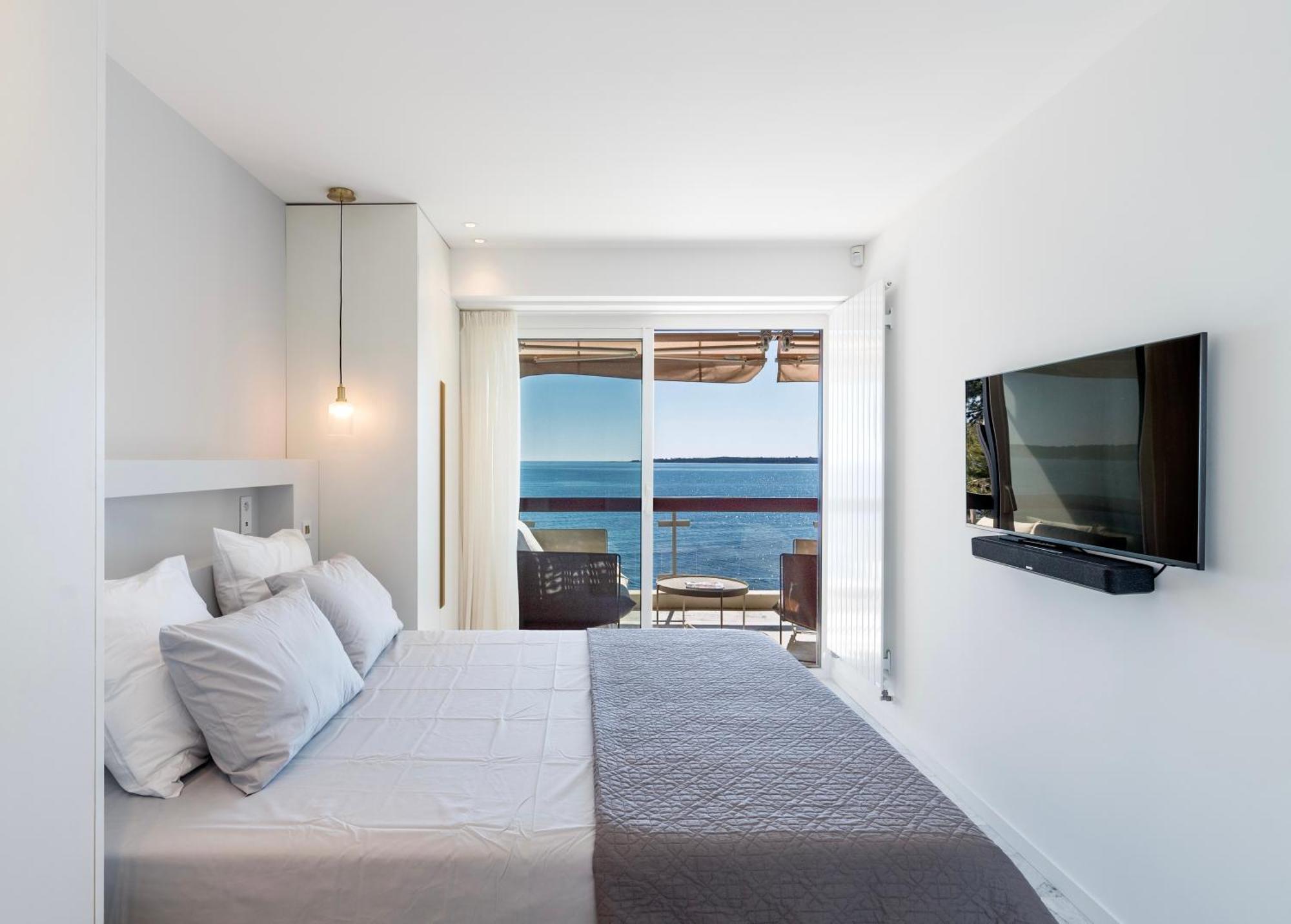 Adriana By Terry's Homes Waterfront Seaview Appartement