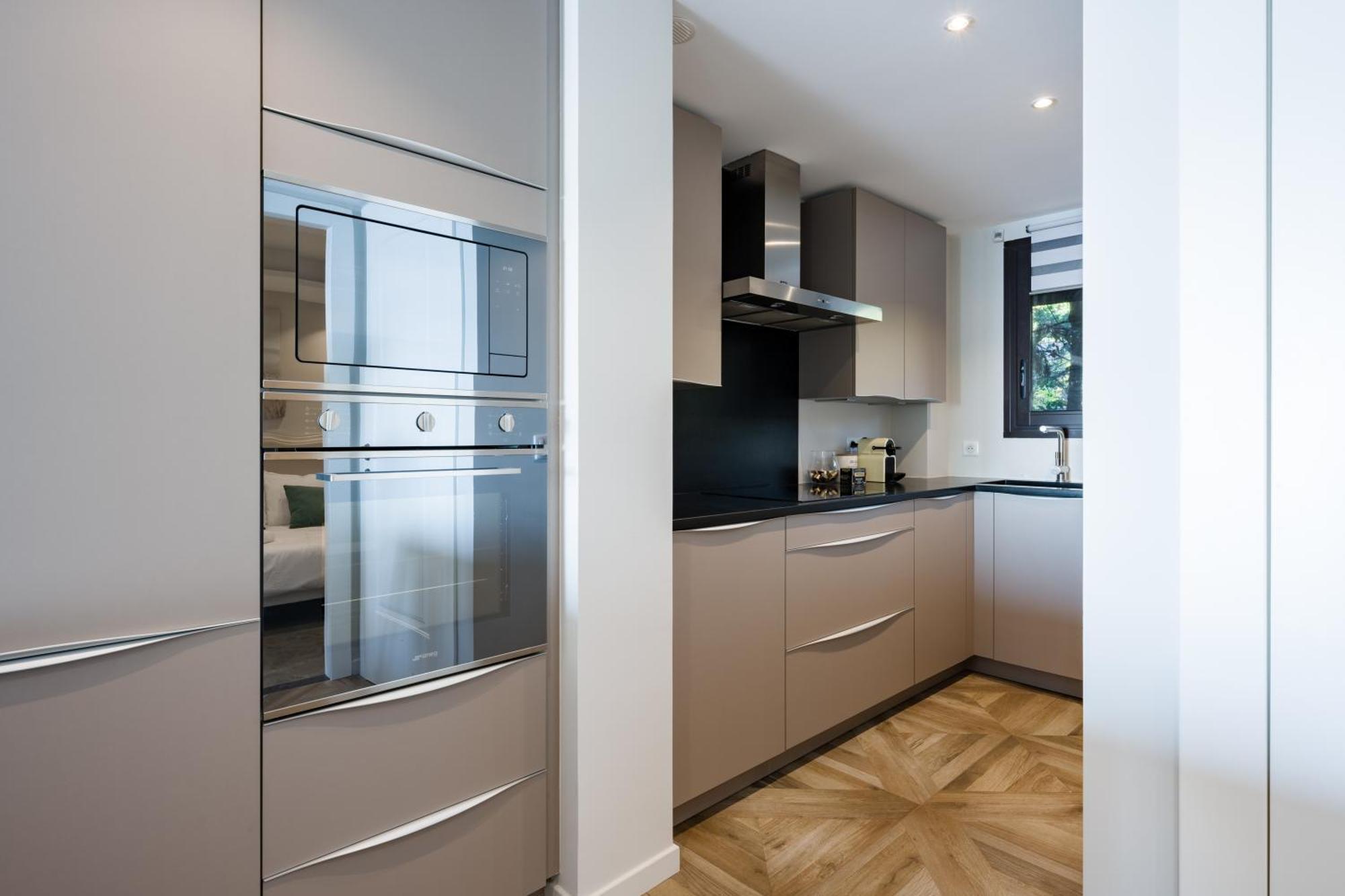 Adriana By Terry's Homes Waterfront Seaview *